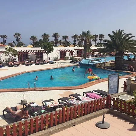 Castillo Club فندق كاليتا ذي فوستي